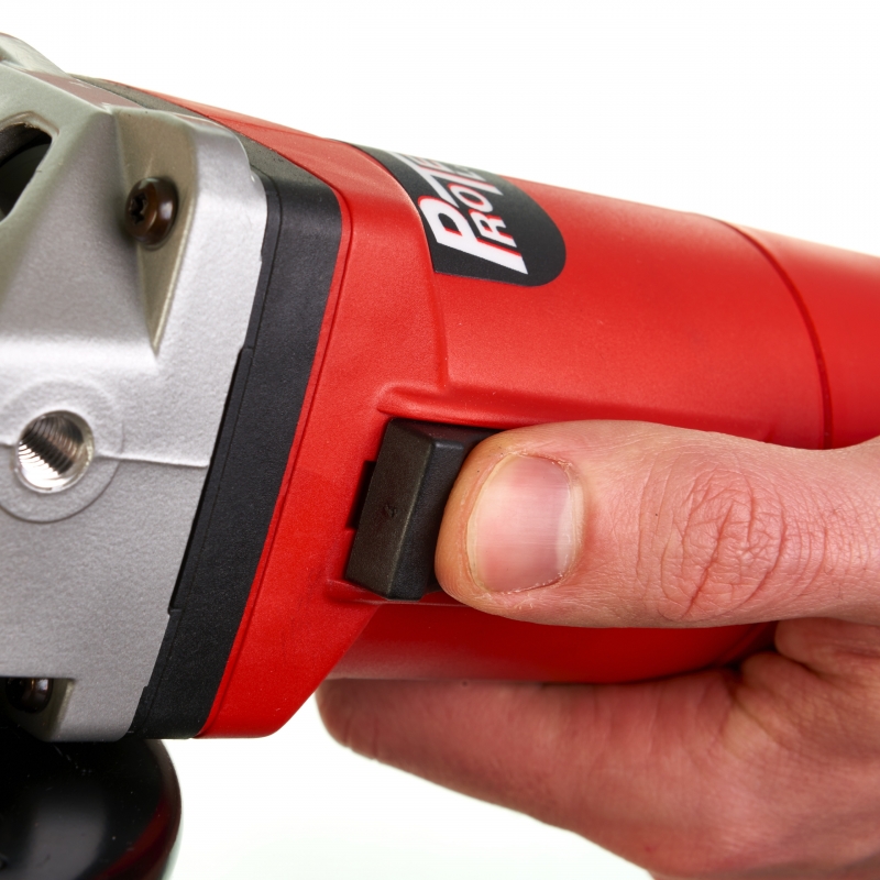 AGS15-125C SZLIFIERKA KĄTOWA MILWAUKEE 4933407480