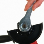 AGS15-125C SZLIFIERKA KĄTOWA MILWAUKEE 4933407480