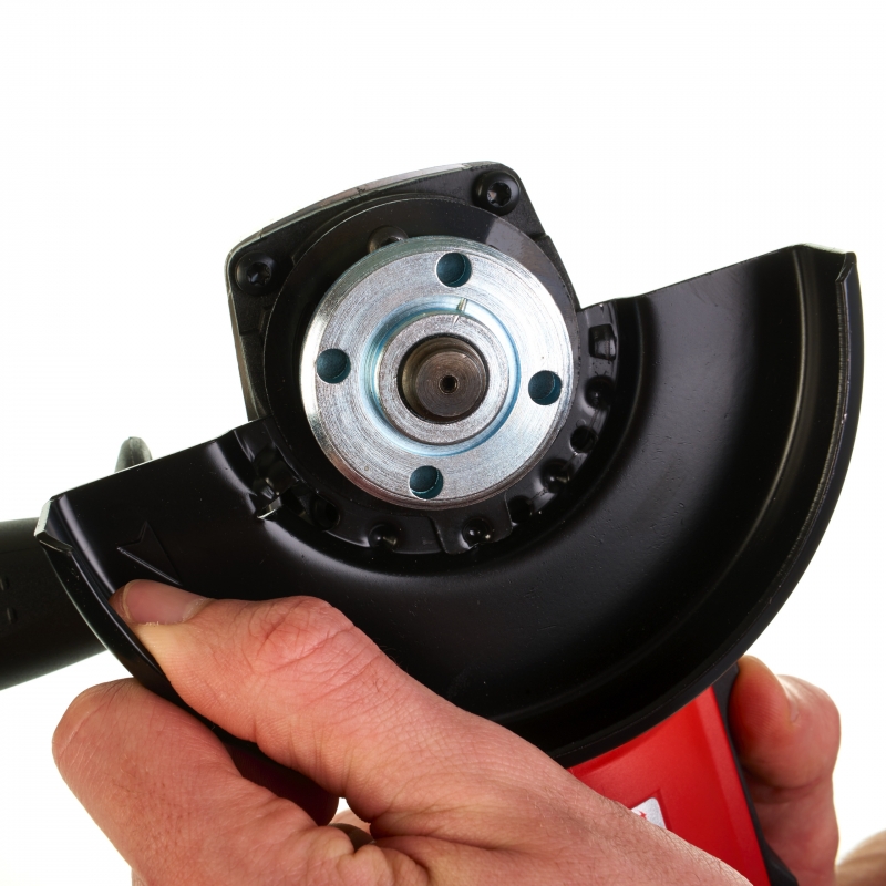 AGS15-125C SZLIFIERKA KĄTOWA MILWAUKEE 4933407480