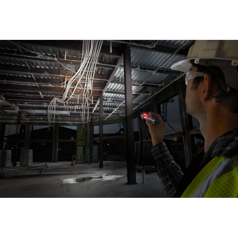 L4PWL-201 LAMPA OBROTOWA ROBOCZA Z ŁADOWANIEM USB MILWAUKEE 4933464822