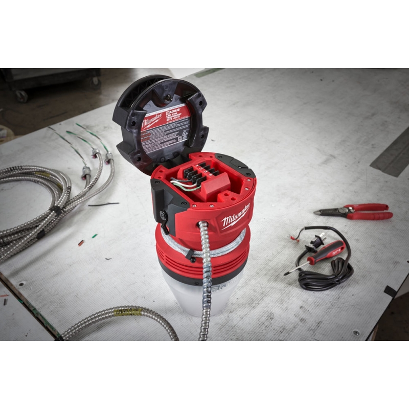 HOBL7000 LAMPA MILWAUKEE 4933464126 HOBL7000 LAMPA MILWAUKEE 4933464126
