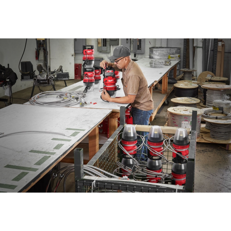 HOBL7000 LAMPA MILWAUKEE 4933464126 HOBL7000 LAMPA MILWAUKEE 4933464126