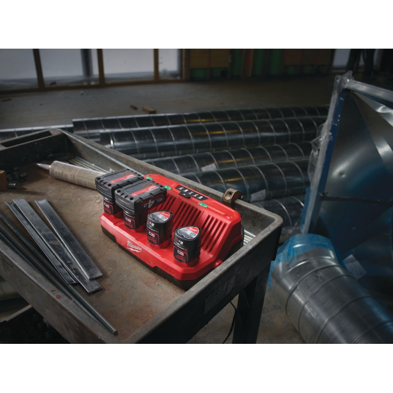 M12 C4 ŁADOWARKA DO AKU MILWAUKEE 4932430554