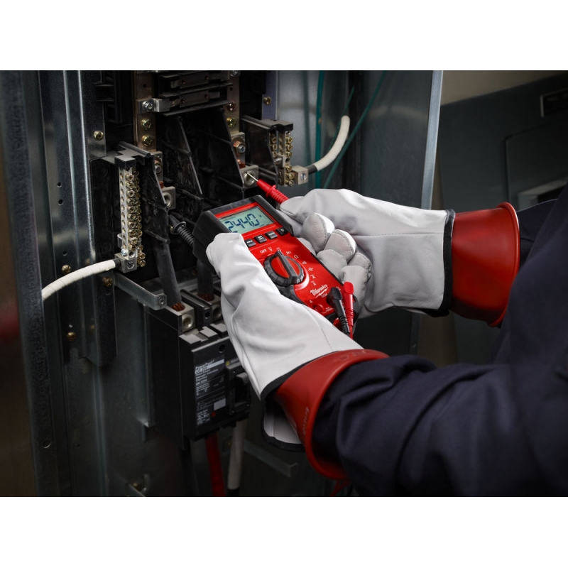 2216-40 MIERNIK MILWAUKEE 4933427309