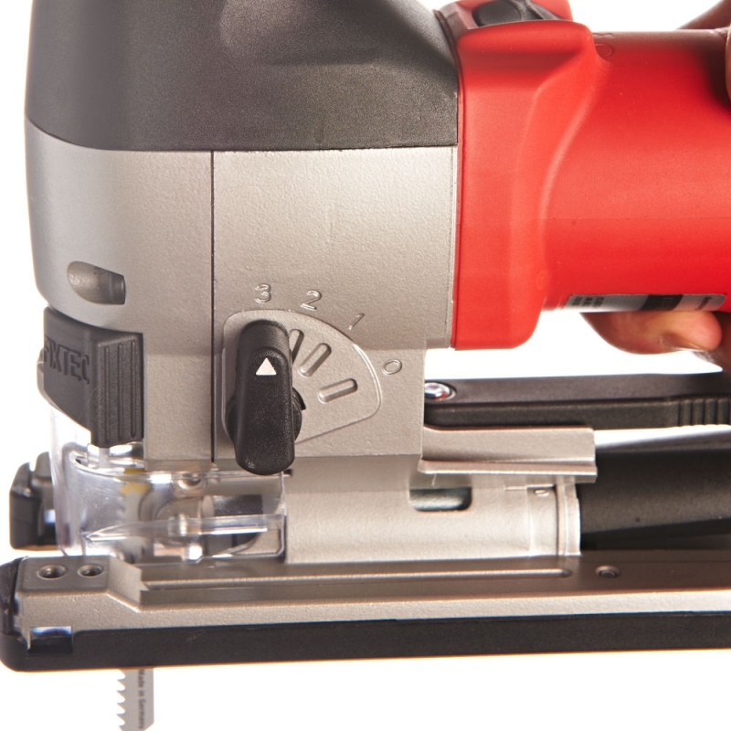 FSPE 110 X WYRZYNARKA OSCYLACYJNA  MILWAUKEE 4933357990