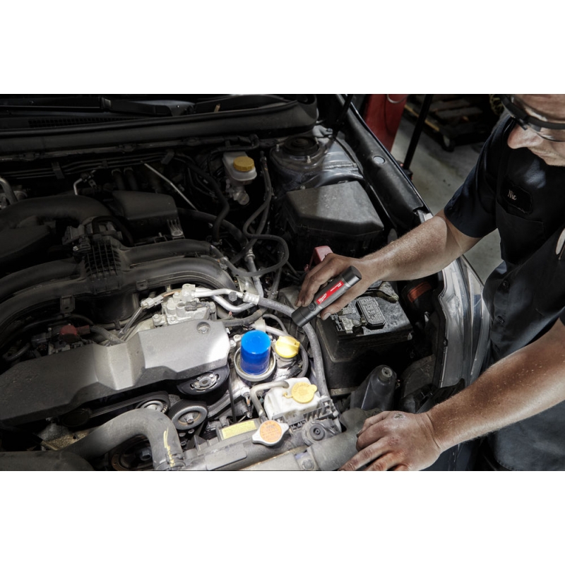 L4FMLED-201 LATARKA AKUMULATOROWA USB MILWAUKEE 4933478113