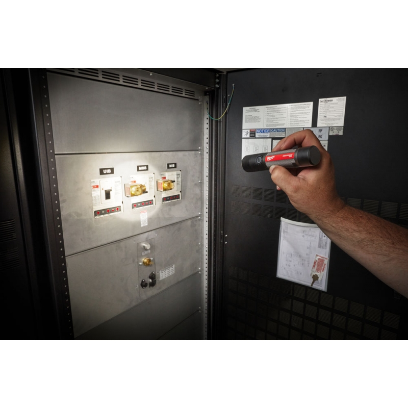 L4FMLED-201 LATARKA AKUMULATOROWA USB MILWAUKEE 4933478113