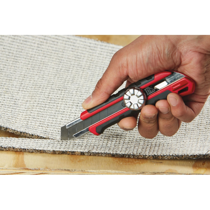 NÓŻYK Z ŁAMANYM OSTRZEM 18MM MILWAUKEE 48221961 NÓŻYK Z ŁAMANYM OSTRZEM 18MM MILWAUKEE 48221961