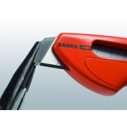 NÓŻ Z ODŁAMYWANYM OSTRZ. 18MM KG18-01