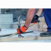 KOMPAKTOWY PRZYRZĄD DO WYCIĄGANIA GWOŹDZI ZE SPRĘŻYNĄ WEWNĘTRZNĄ BAHCO