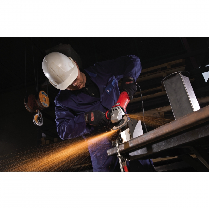 AGV17-125XC SZLIFIERKA KĄTOWA MILWAUKEE 4933455140