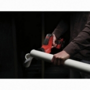 C18 HZ-402B AKUMULATOROWA PIŁA SZABLASTA MILWAUKEE 4933441340