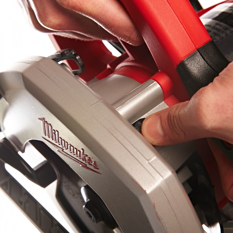 CS60 PILARKA TARCZOWA MILWAUKEE 4933419225