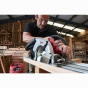 CS85CBE PILARKA TARCZOWA MILWAUKEE 4933451116