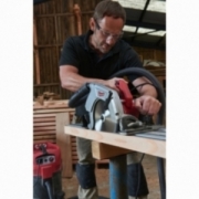 CS85CBE PILARKA TARCZOWA MILWAUKEE 4933451116