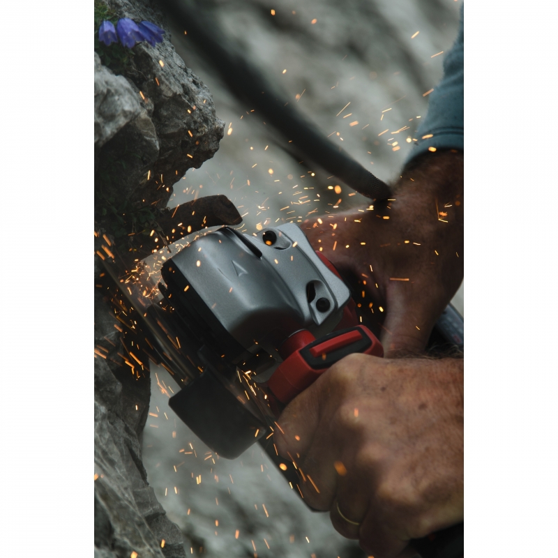 HD28AG125-502X SZLIFIERKA KĄTOWA MILWAUKEE 4933448541