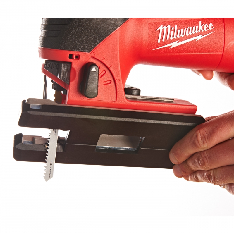 JS120X WYRZYNARKA MILWAUKEE 4933381680